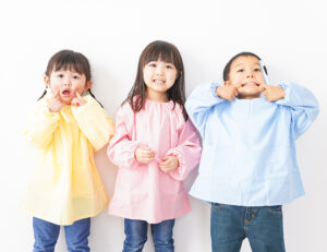 八千代市（八千代緑が丘）の歯医者、公園都市プラザわかば歯科で、【家族で守るお口の健康】-1歳から12歳まで：お子さまの成長・お悩み解決マップについて解説