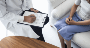 八千代市（八千代緑が丘）の歯医者、公園都市プラザわかば歯科で、なぜ歯の根の治療は長引くのか？半年以上終わらない「痛み」と「通院」を終わらせる精密根管治療について解説